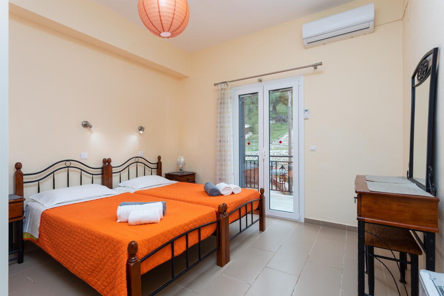Villa Konstantinos Katavolos Экстерьер фото
